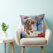 コッカー走スパニエル犬の雪のクリスマスハット クッション (椅子)