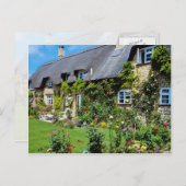 コッツウォルズGloucester近くの赤い草葺き小屋 ポストカード (正面/裏面)