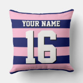 コットキャンディピンクネイビーブルーチームジャージ名門私立校風のストライプ クッション (裏面)