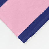 コットキャンディピンクネイビーブルーチームジャージ名門私立校風のストライプ フリースブランケット (角)