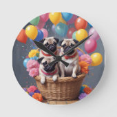 コップと風船がいっぱい入ったバスケット ラウンド壁時計 (正面)