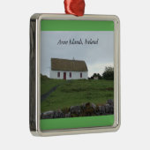 コテージのオーナメントのAranのアイルランドの島アイルランド メタルオーナメント (右)