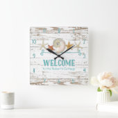 コテージのスタイルの歓迎の木のビーチは板を殻から取り出します スクエア壁時計 (ホーム)