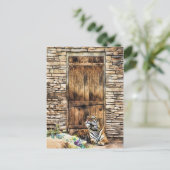 コテージのドアに注意！野性のアイボリーハウス猫 ポストカード (スタンド正面)