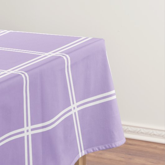 コテージのラベンダーおよび白い倍のストライプの格子縞 テーブルクロス (インサイチュ)