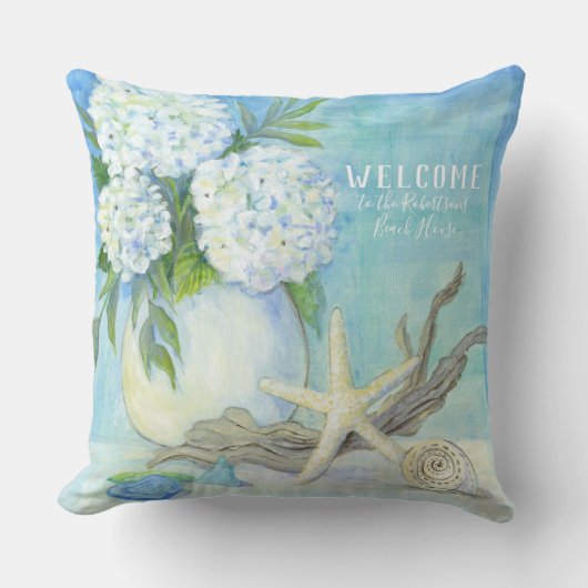 コテージの白いアジサイの貝殻nの海ガラスを浜に引き上げて下さい クッション (正面)