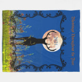 コテージキャビンデコールムーンライトディアカスタマイザ2022 フリースブランケット (正面(横))