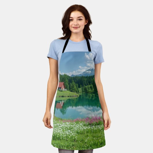 コテージコアチャーム – エンチャントヒルズ エプロン (着用した状態)