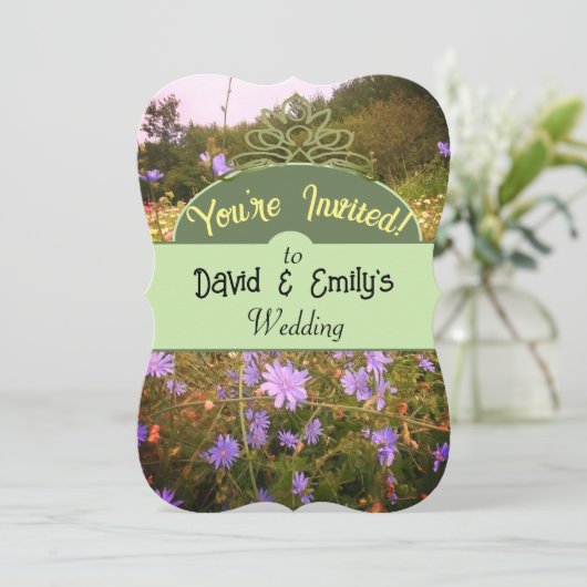 コテージコアフラワーメドウウェディングカン誘 招待状 (スタンド正面)