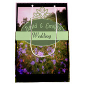 コテージコアフラワーメドウ結婚ズギフトバッグ ミディアムペーパーバッグ (裏面)