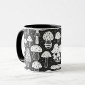 コテージコアマッシュルームブラックアンドホワイトコーヒー マグカップ (正面左)
