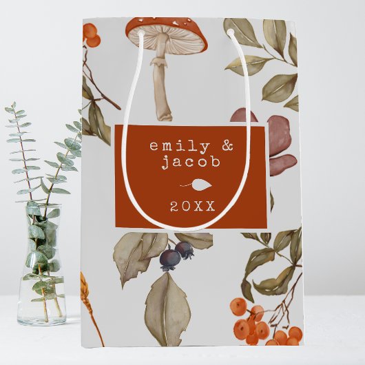 コテージコアマッシュルームボタニカルウッドクリスマス ミディアムペーパーバッグ