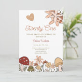 コテージコアマッシュルーム&ワイルドフラワーズ誕生日 招待状 (スタンド正面)