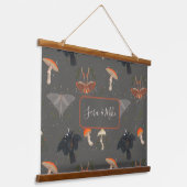 コテージコアモスバタフィパーソナライズされたー 吊り下げ型タペストリー (傾斜あり)