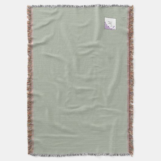 コテージセージストライプ紫フローラスクリプトモノグラム スローブランケット (正面縦)