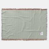 コテージセージストライプ紫フローラスクリプトモノグラム スローブランケット (正面)