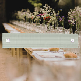 コテージセージストライプ紫フローラスクリプトモノグラム ミディアムテーブルランナー