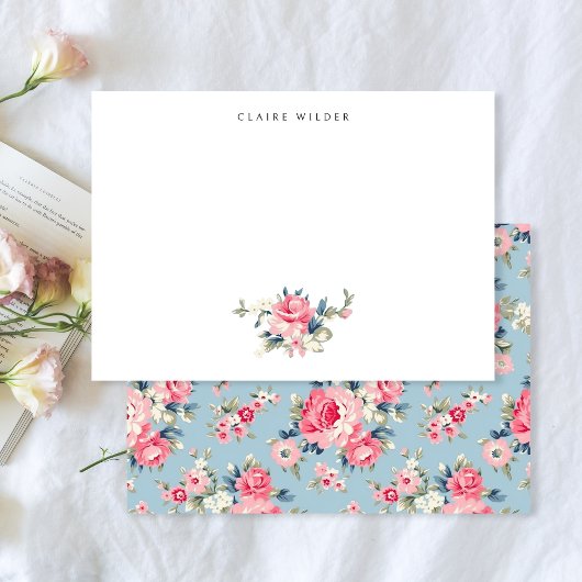 コテージピンクローゼオンブルーバックグラウンド ノートカード