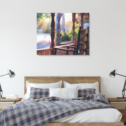 コテージポーチインアーリーサン – Martha's Vinyard キャンバスプリント (インサイチュ (寝室))