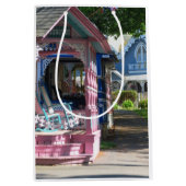 コテージ列 – マーサのブドウ園 ミディアムペーパーバッグ (正面)