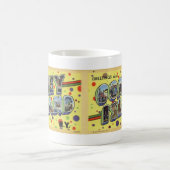 コニーアイランドのヴィンテージの郵便はがきのマグからの挨拶 コーヒーマグカップ (中央)