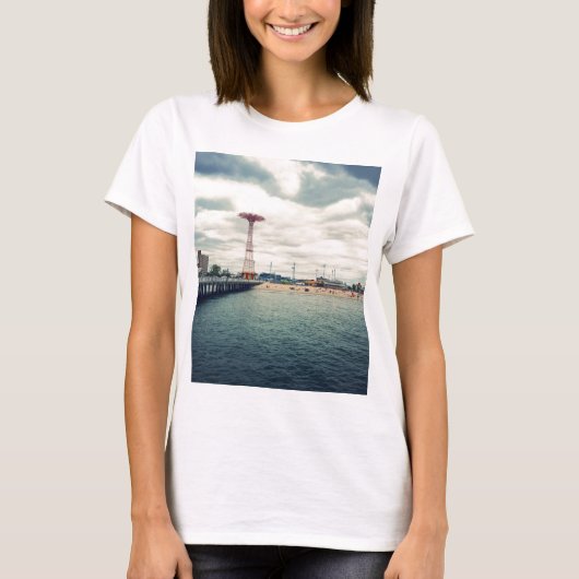 コニーアイランドビーチパノラマ Tシャツ (正面)