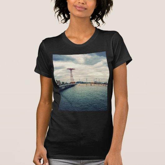 コニーアイランドビーチパノラマ Tシャツ (正面)