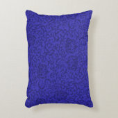 コバルトブルーチューダーガーデンフローラダマスク アクセントクッション (正面(垂直))