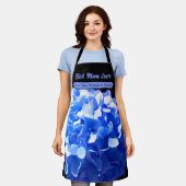 コバルトブルーフローラエレガントブルーアジサイ エプロン (着用した状態)