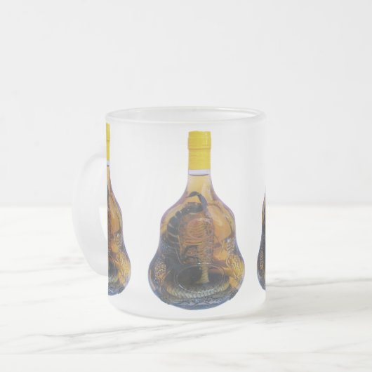 コブラのヘビ対蠍のウィスキーの… Yadongのラオス語 フロストグラスマグカップ (正面左)