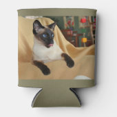 コミカルなシールポイントSiamese Cat Licking It's Nose 缶クーラー (正面)