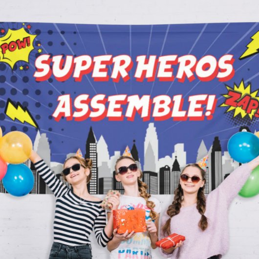 コミックブックのスーパーヒーロー ユニークな男の子の誕生日 横断幕