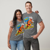 コミック風スーパーパワーの5歳の誕生日おめでとう少年たち Tシャツ (ユニセックス)