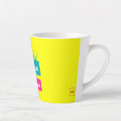 コムスのクイーンラテマグ カフェラテマグ (右)