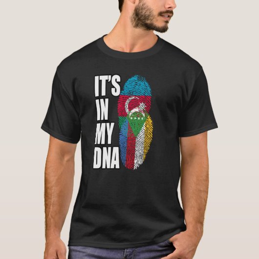 コモロアゼルバイジャンミックスDNAフラグ伝統 Tシャツ (正面)