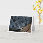 コランドリーに入ったイチジクの実 カード (黄色い花)