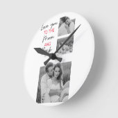コラージュのカップルの写真とロマンチックな引用文を月に ラウンド壁時計 (傾斜)