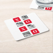 コラージュモダンカップル写真と赤XOXO スクエアペーパーコースター (アングル)