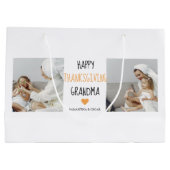 コラージュモダンフォトハッピー感謝祭おばあちゃん ラージペーパーバッグ (裏面)