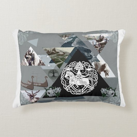 コラージュヴィンテージレトロとレースと花 アクセントクッション (正面)