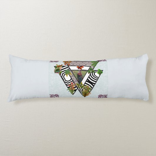 コラージュヴィンテージレトロとレースと花 ボディピロー (正面)