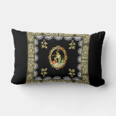 コラージュヴィンテージレトロとレースと花 ランバークッション (裏面)