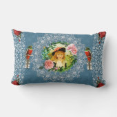 コラージュヴィンテージレトロとレースと花 ランバークッション (裏面)