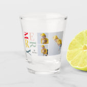 コラージュ写真カラフルとメリー |ハッピーホリデー ショットグラス (正面)