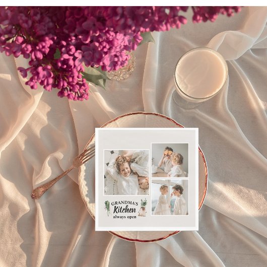 コラージュ写真&おばあちゃんのキッチンは常に開いている スタンダードランチョンナプキン