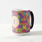 コリパーソナライズされたルグル&ハッピーハウスシームレス モーフィングマグカップ (正面右)