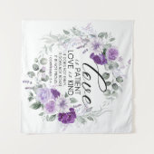 コリントの第一 13:4 愛は忍耐強い ヴィオレット フラワーリング タペストリー (正面(横))