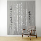 コリント人への手紙　愛は忍耐強い（グレー背景のモノクロ） タペストリー (インサイチュ)