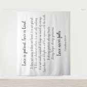 コリント人への手紙 愛は忍耐強い(白地に黒) タペストリー (正面)