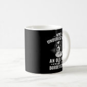 コリーのある老人を決して過小評価しな縁どい コーヒーマグカップ (正面右)